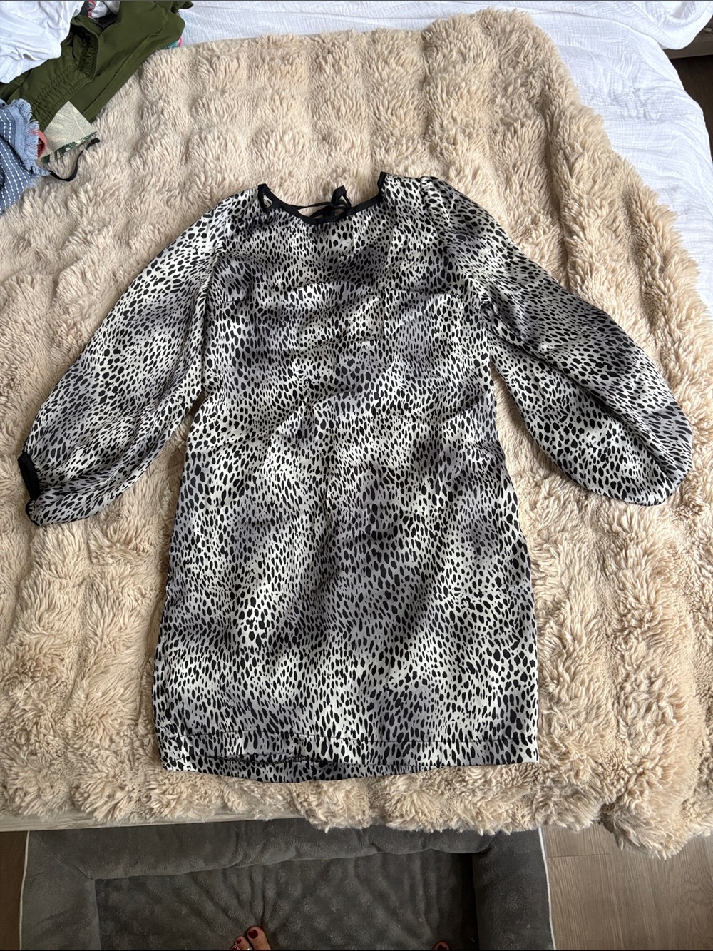Black and White Animal Print Puff Sleeve Dress